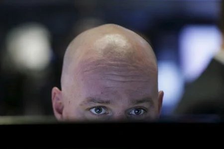 Earnings call transcript: Coty tops revenue views in Q4 2026, shares swing lower