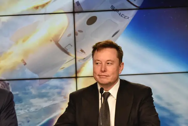 Elon Musk Finally Has Warren Buffett As a Shareholder, Kind of