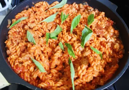 How to Make Easy One-Pan Sausage Pasta: Recipe, Photos