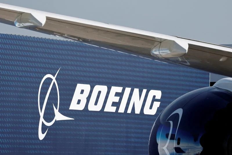 Boeing engineers, technical workers reject contract offer