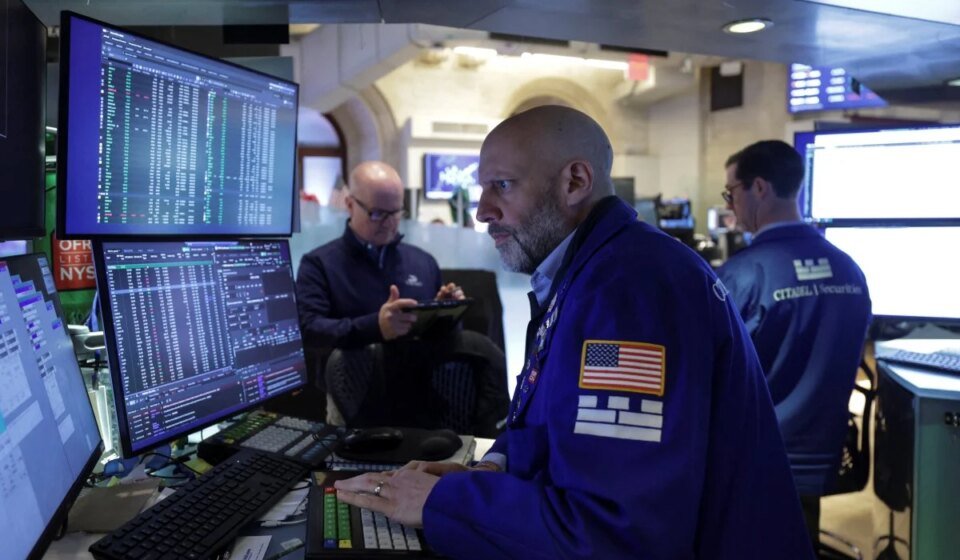 Mercury Systems EVP, CLO & Corp Sec Stuart Kupinsky sells 2,570 in stock By Investing.com